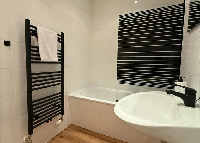 Zentral - Modernes - Netflix *